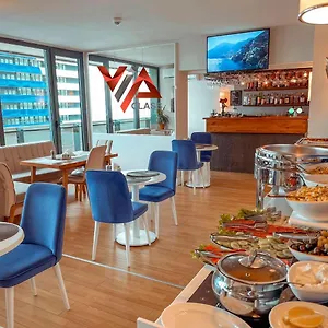 4* Otel Vip Class ꙳ Orbi